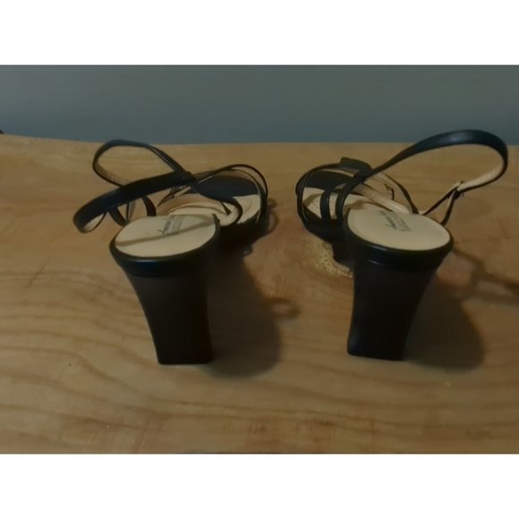 Badgley Mischka Size 8.5 Strappy Black Criss-Cross Heels Peep Toe - Picture 4 of 6